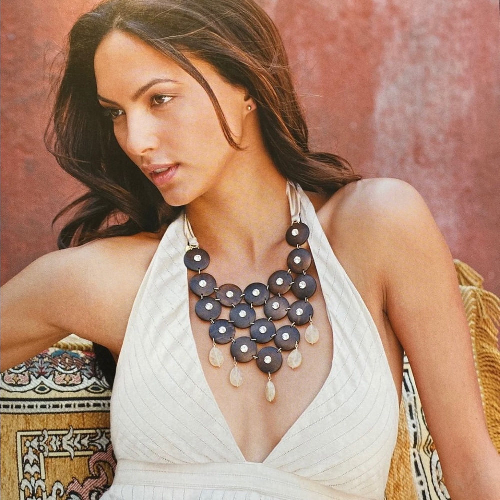 Stella & Dot Casablanca Bib Necklace